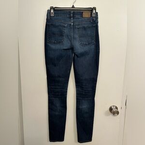 Lucky Brand Women's Jeans, size 0, skinny and dark wash
